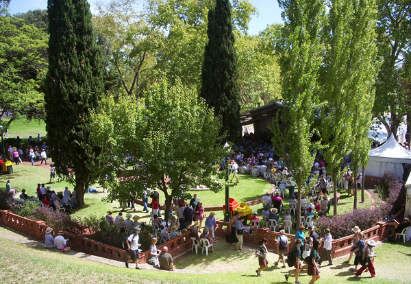 Writers Week: Women's Memorial Gardens Adelaide. I spent my lunchbreak here in the sunshine.