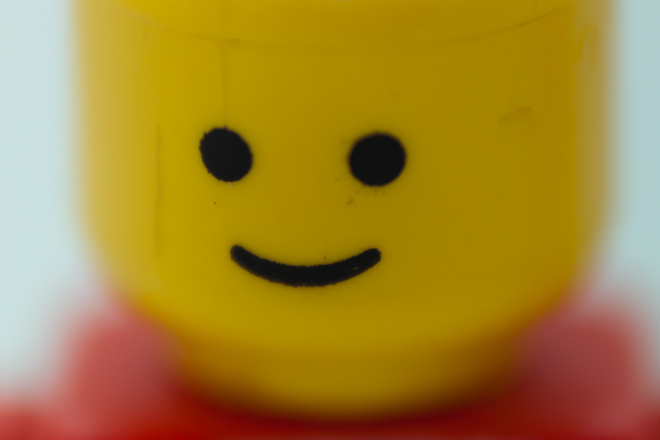 <b>Today, let's illustrate the emotion of being happy.</b>

I almost lasted a week without sticking Lego in the light box.